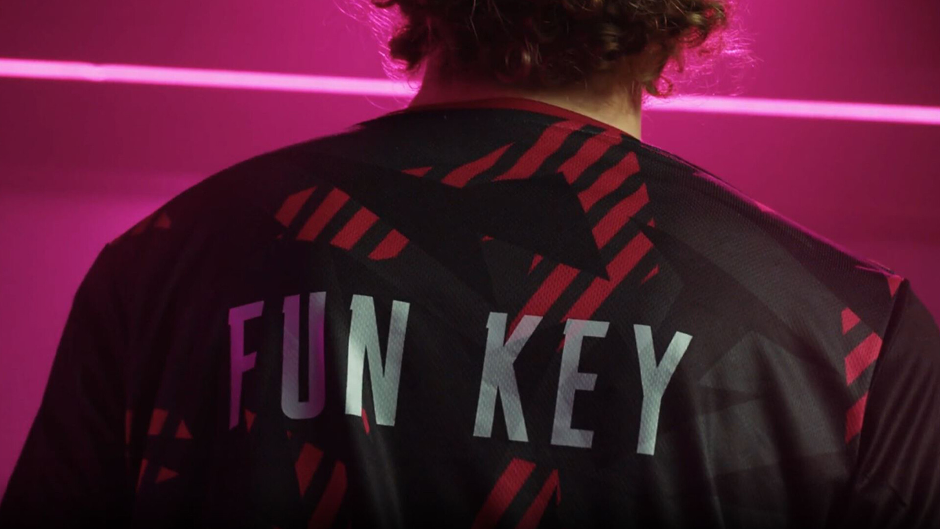Summer MVP 2023 Fun K3y, der Bot-Laner der Unicorns of Love Sexy Edition.